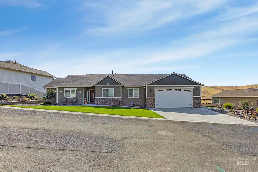 2541 3rd Ave, Clarkston, WA 99403 - #2