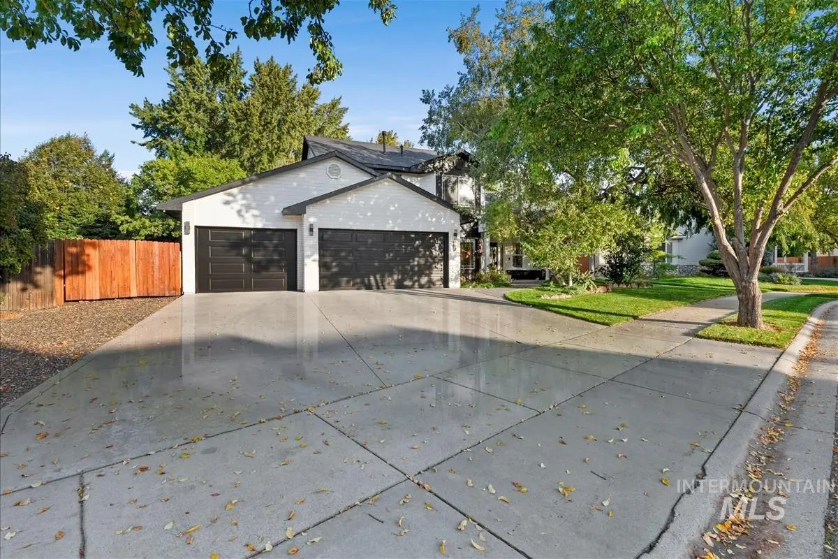 2734 S Pine Flats Ave, Meridian, ID 83642 - #1