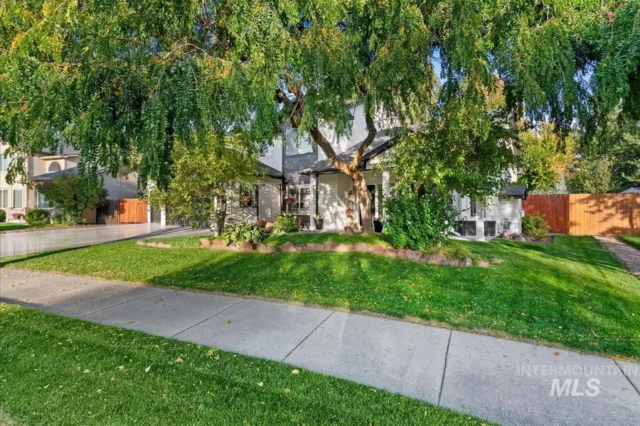 2734 S Pine Flats Ave, Meridian, ID 83642 - #2