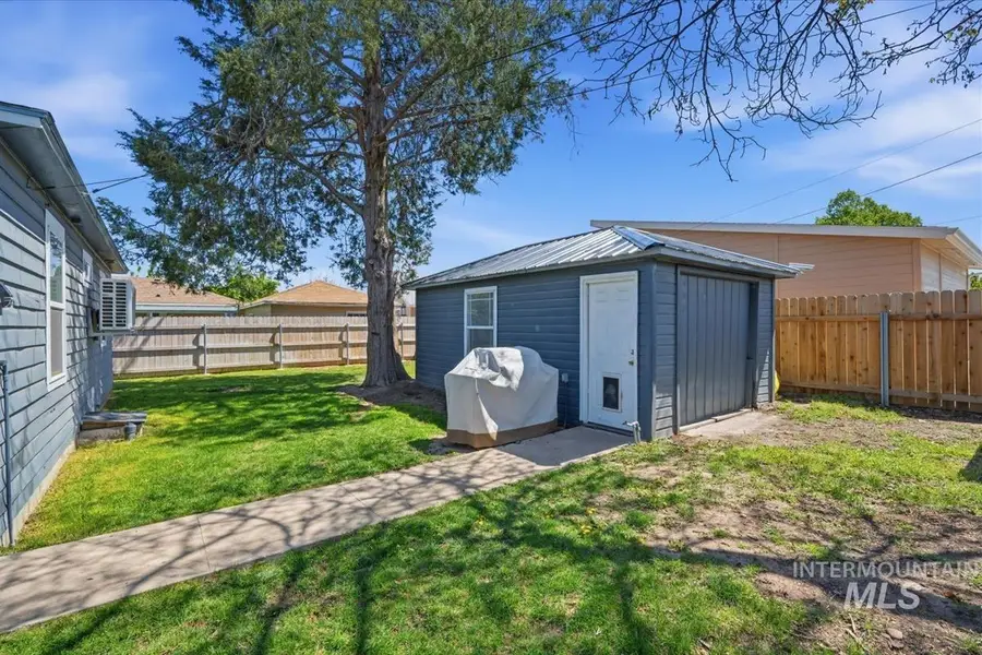 211 W. Dewey Ave., Nampa, ID 83686 - #3