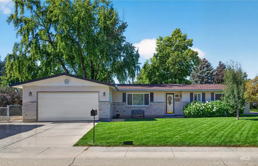 8595 W Westchester Ave, Boise, ID 83704 - #2