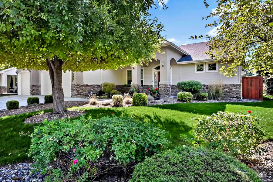 2089 W Grand Teton Drive, Meridian, ID 83646 - #2