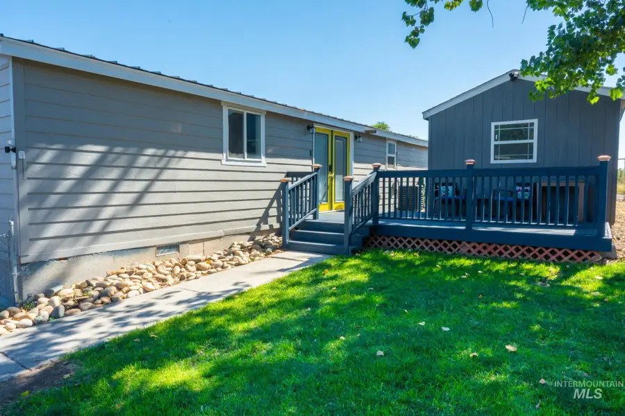 1182 SE 11th Ave, Ontario, OR 97914 - #2