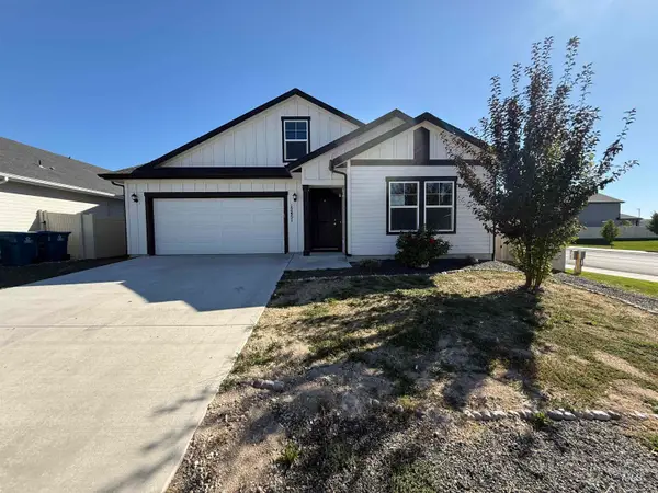 12451 Varga St, Caldwell, ID 83607