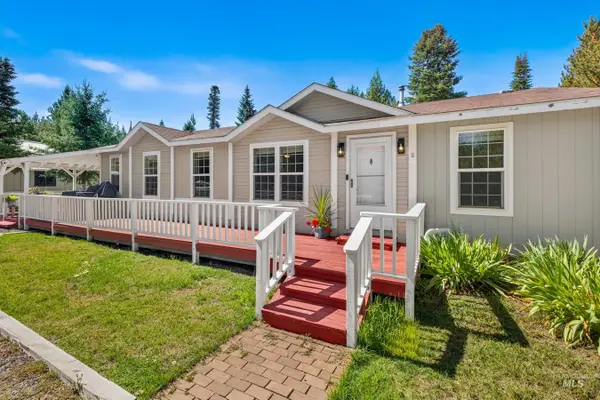 223 Angus Lane, Donnelly, ID 83615