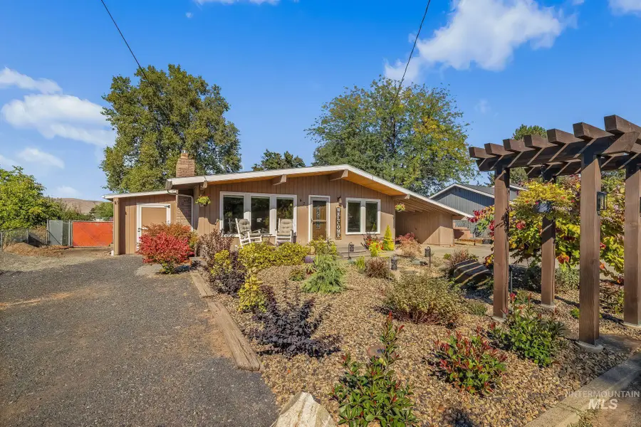 421 Park Drive, Lewiston, ID 83501 - #3