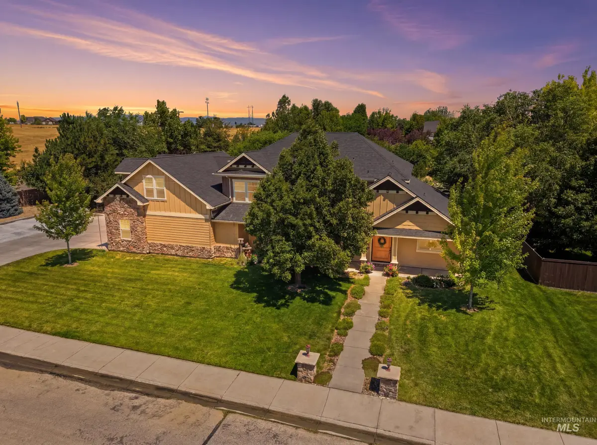 4832 S Nickel Creek Ave, Meridian, ID 83642 - #1