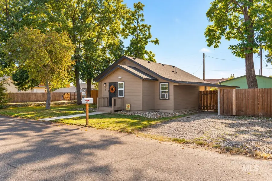 402 SW 4th, Fruitland, ID 83619 - #3