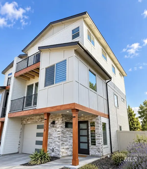 7779 W Crestwood Drive, Boise, ID 83704