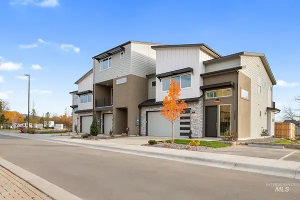 5287 N River Water Lane, Garden City, ID 83714