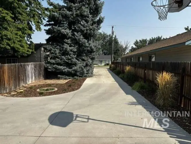 7023 W Everett St, Boise, ID 83704 - #3