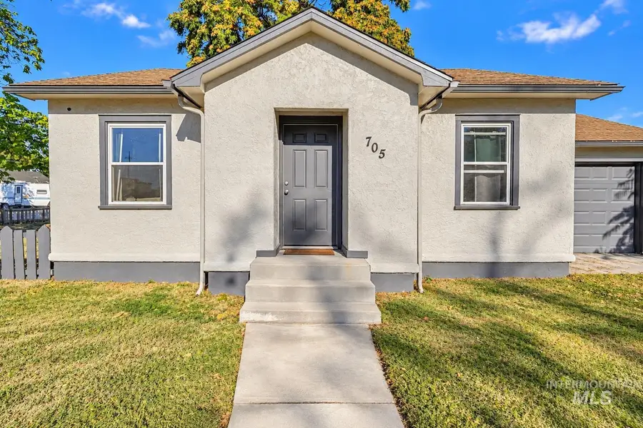 705 N 9th Ave, Caldwell, ID 83605 - #3