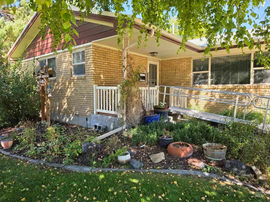 286 Pinon Drive, Idaho Falls, ID 83401 - #2