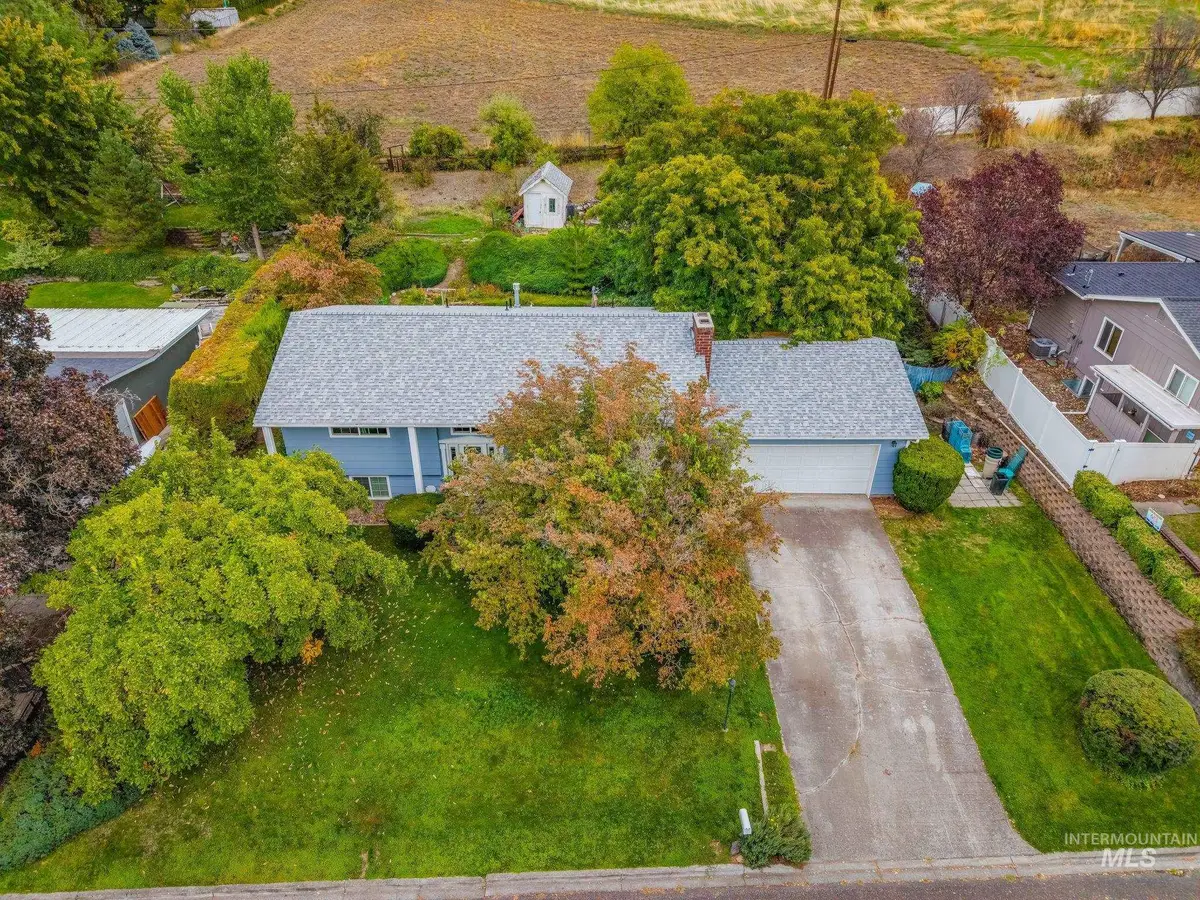 2127 2nd St., Lewiston, ID 83501 - #1