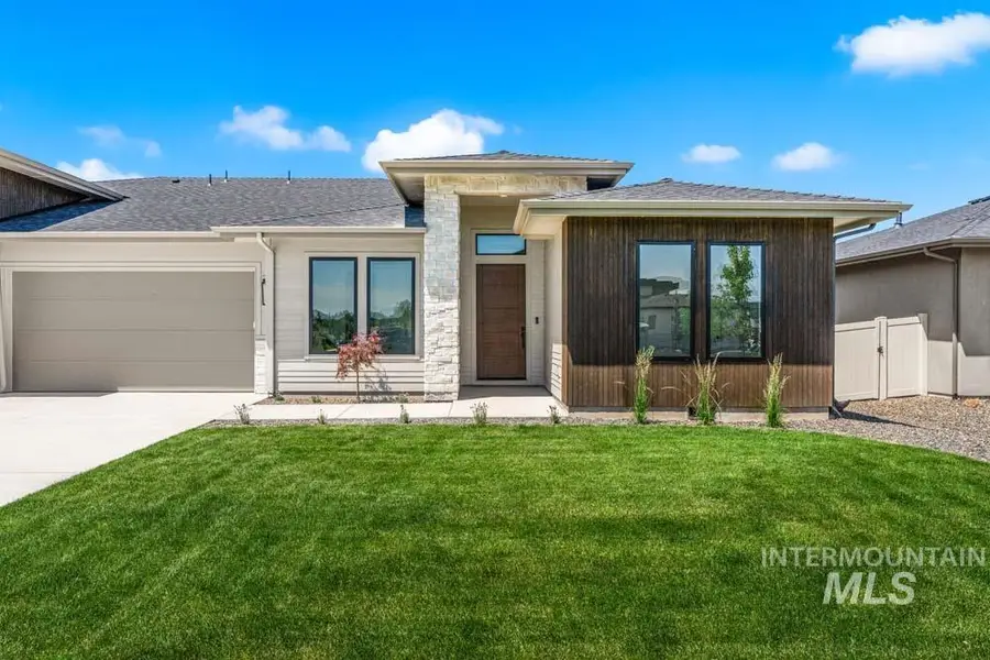 627 N Creekwater Ave, Eagle, ID 83616 - #2