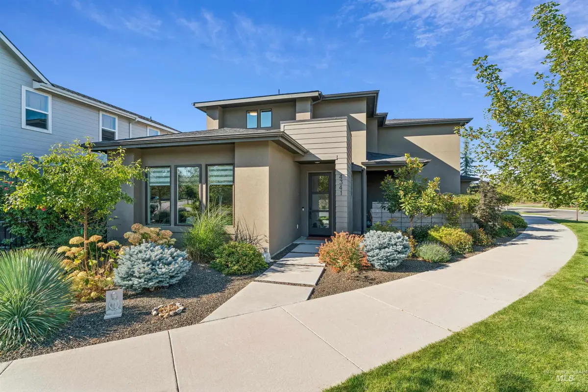 4341 E Rivernest Dr, Boise, ID 83716 - #1