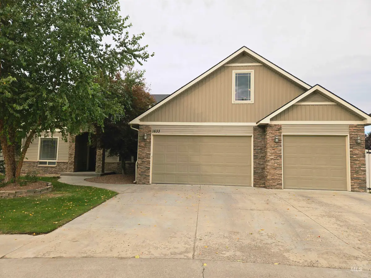 1633 Hickory Ave, Fruitland, ID 83619 - #1