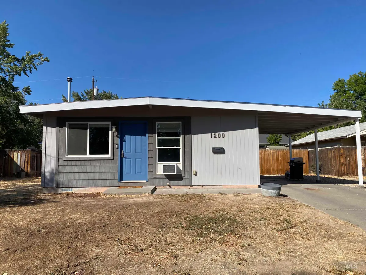 1200 E 17th N, Mountain Home, ID 83647 - #1