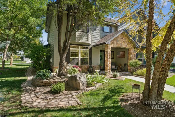 1322 N Seven Golds Ave, Eagle, ID 83616