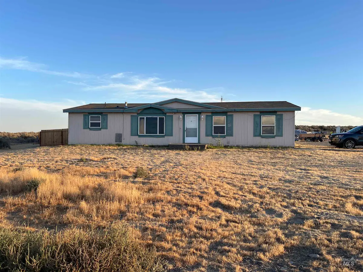 360 SW Midnight Blue Way, Mountain Home, ID 83647 - #1
