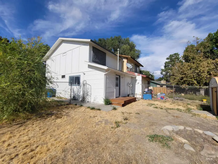 647 Brookside Ct, Mountain Home, ID 83647 - #2