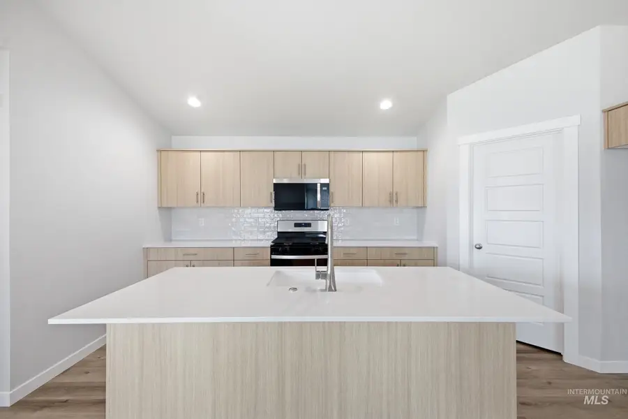 3871 W Lakehills St, Meridian, ID 83642 - #3