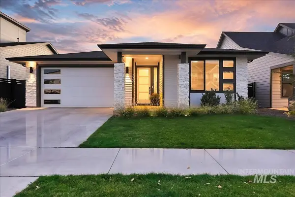 7771 W Daybreak Run Ct, Meridian, ID 83646