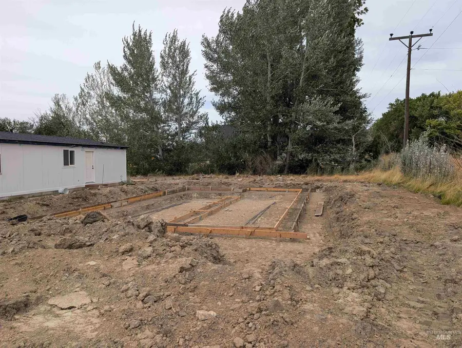 220 W Cassia, Richfield, ID 83349 - #3