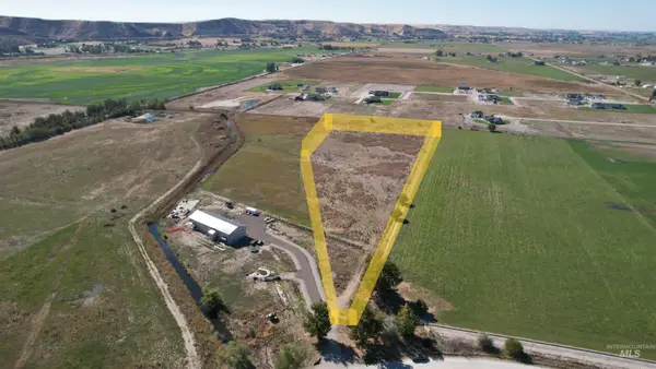 3380 Kings Ln, Emmett, ID 83617