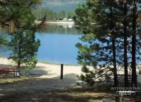 12962 Patty Dr., Donnelly, ID 83615