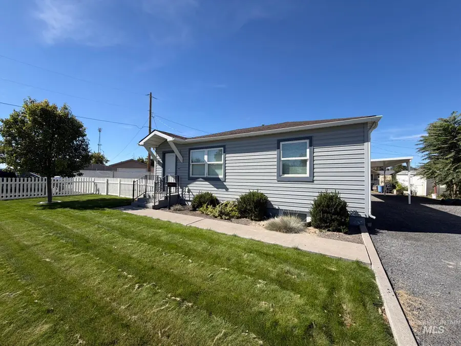 239 Blue Lakes Blvd, Twin Falls, ID 83301 - #2