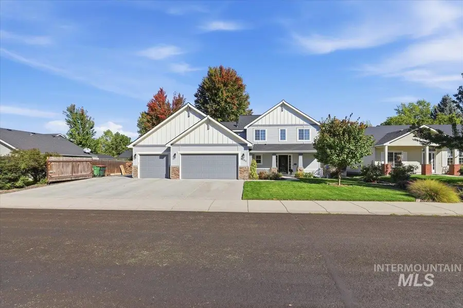 2082 E Glasgow St, Meridian, ID 83646 - #2