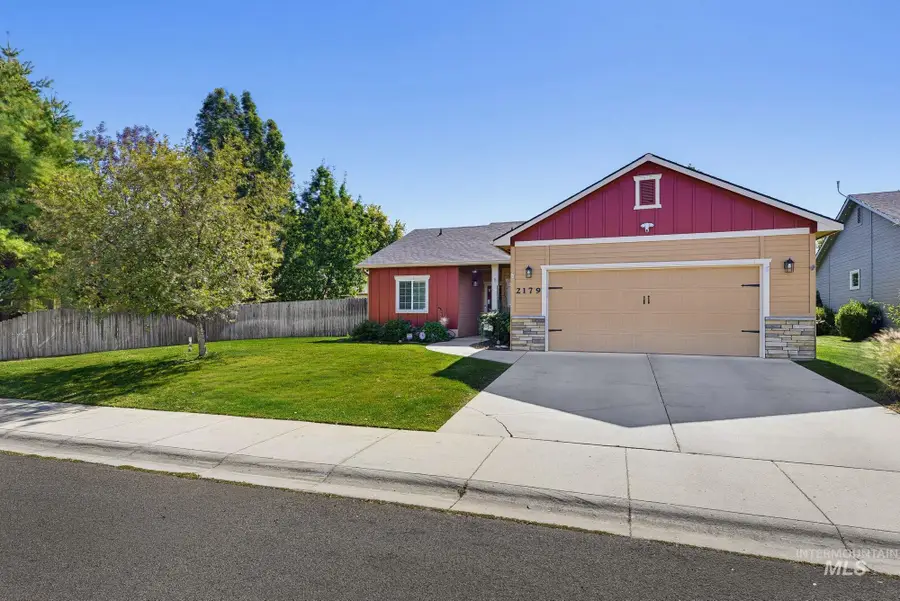 2179 W Fieldstream Dr, Meridian, ID 83646 - #2