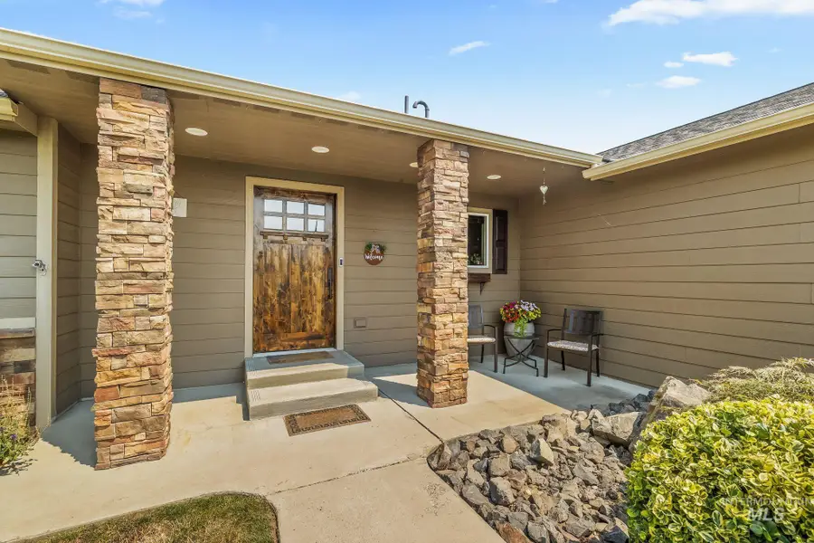 3307 18th Street, Lewiston, ID 83501 - #2