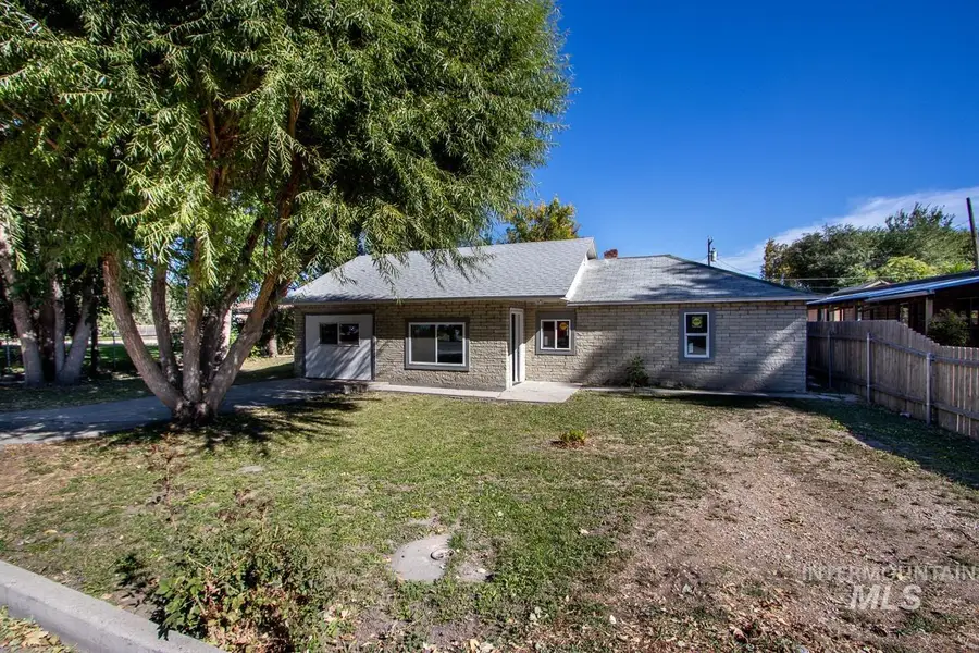 609 E Freeport, Caldwell, ID 83605 - #2