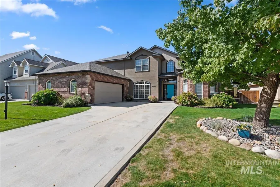 2083 S Trapper Cove Ave, Boise, ID 83709 - #2