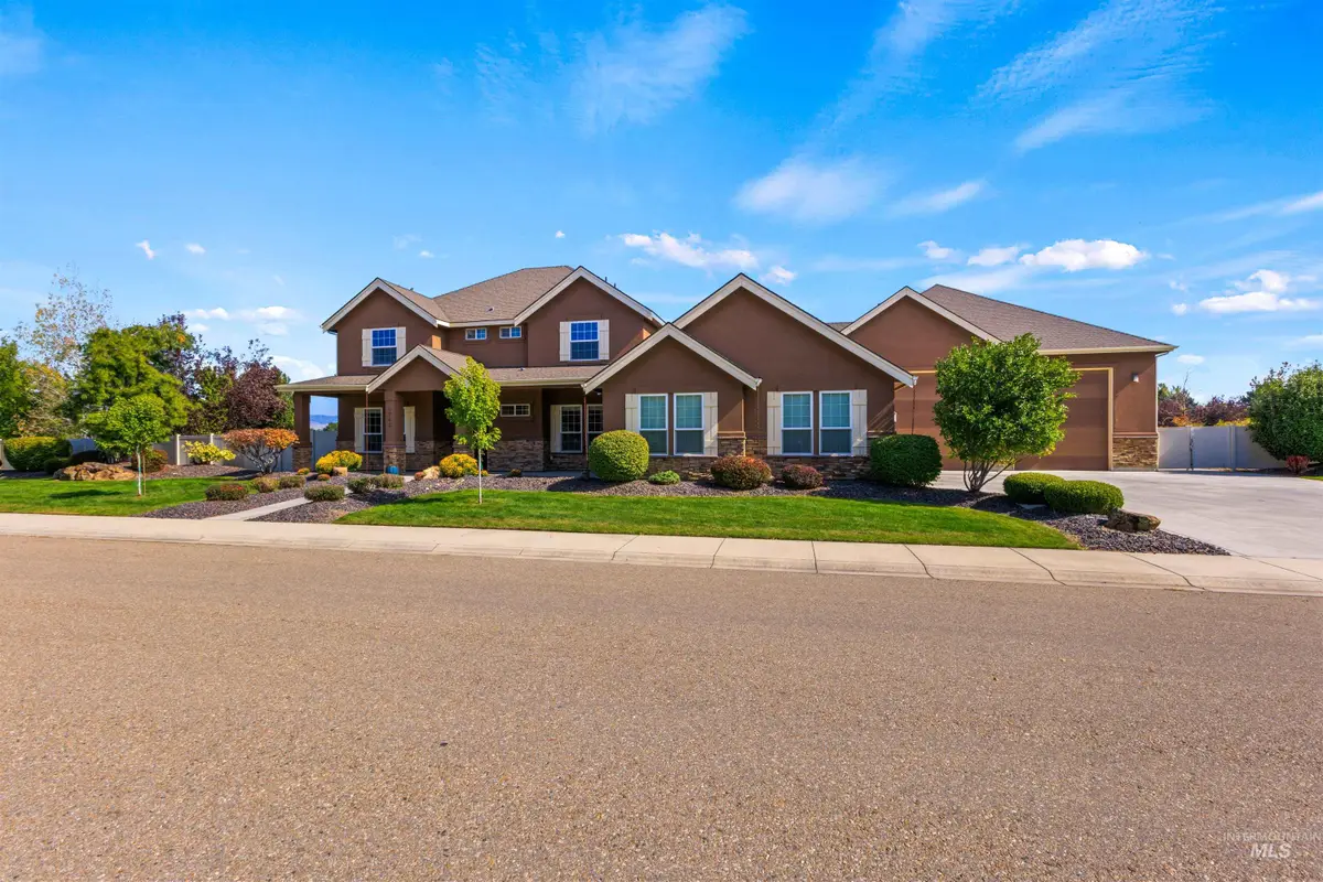 3742 S Stockenham Ave, Meridian, ID 83642 - #1