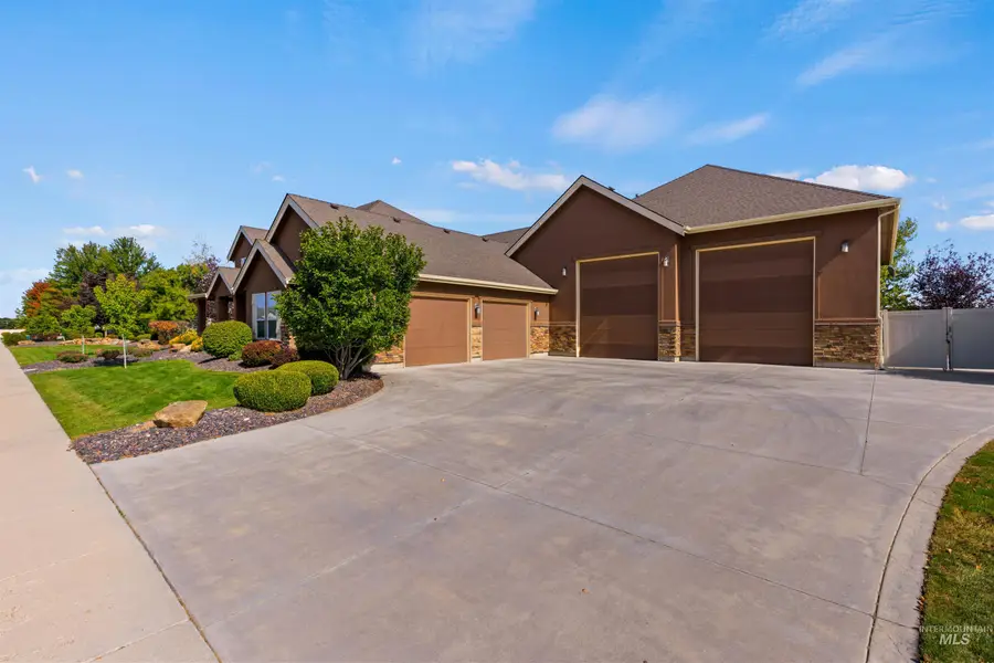 3742 S Stockenham Ave, Meridian, ID 83642 - #2