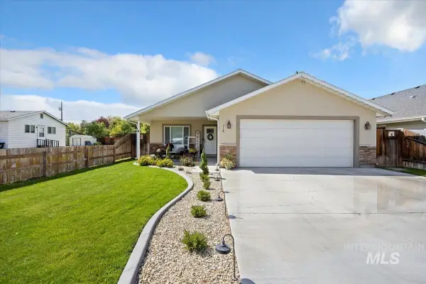 718 Conant Ave, Burley, ID 83318