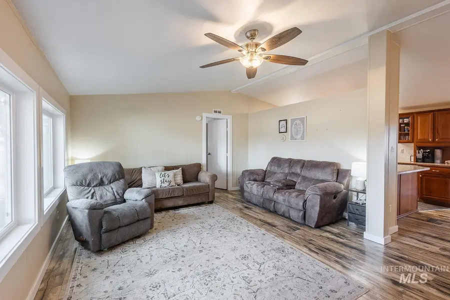 8262 Snake, Caldwell, ID 83607 - #2