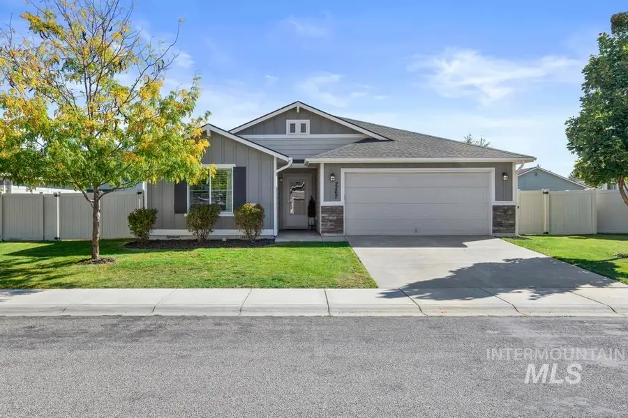 2262 N Mountain Ash Avenue, Kuna, ID 83634 - #2