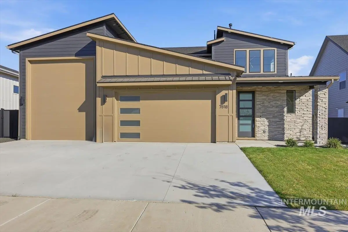7818 Flathead Lake St, Eagle, ID 83616 - #1