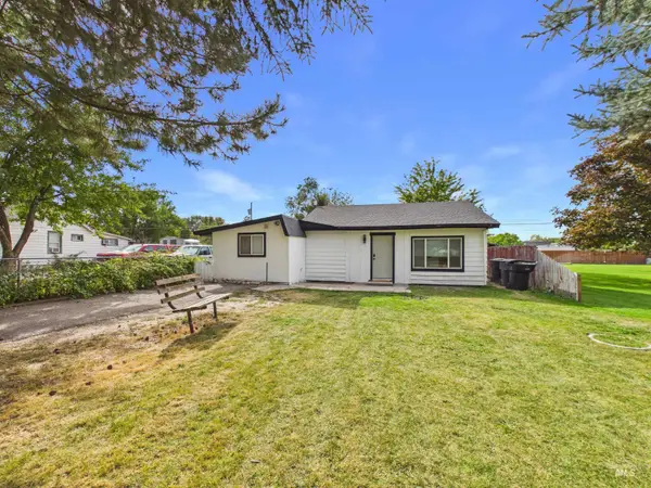 826 Burton, Burley, ID 83318