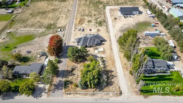 2572 Winchester Ln, Emmett, ID 83617