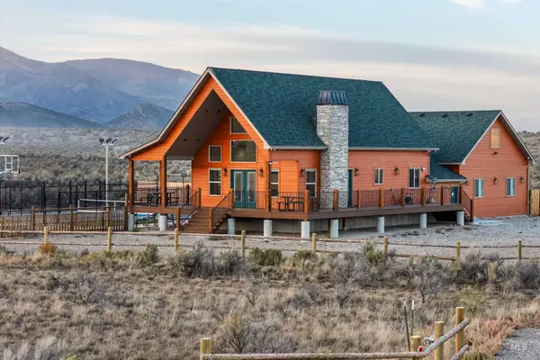 872 E Shootin Iron Rd, Almo, ID 83342