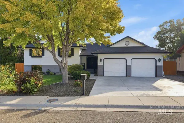 2405 Airport Avenue, Caldwell, ID 83605