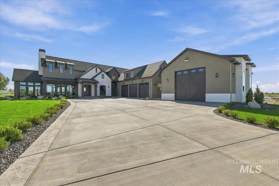 5909 E Greenhill Street, Nampa, ID 83687 - #2