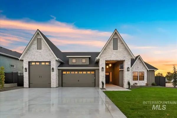 5861 E Greenhill St, Nampa, ID 83687