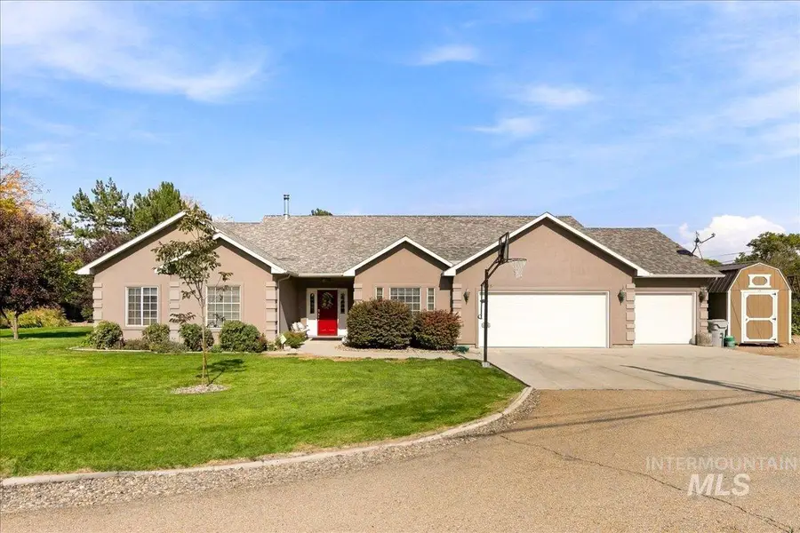 1915 Meadow Ave, Caldwell, ID 83605 - #2