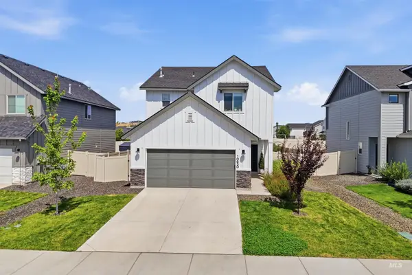 10630 W Garganey Dr, Star, ID 83669